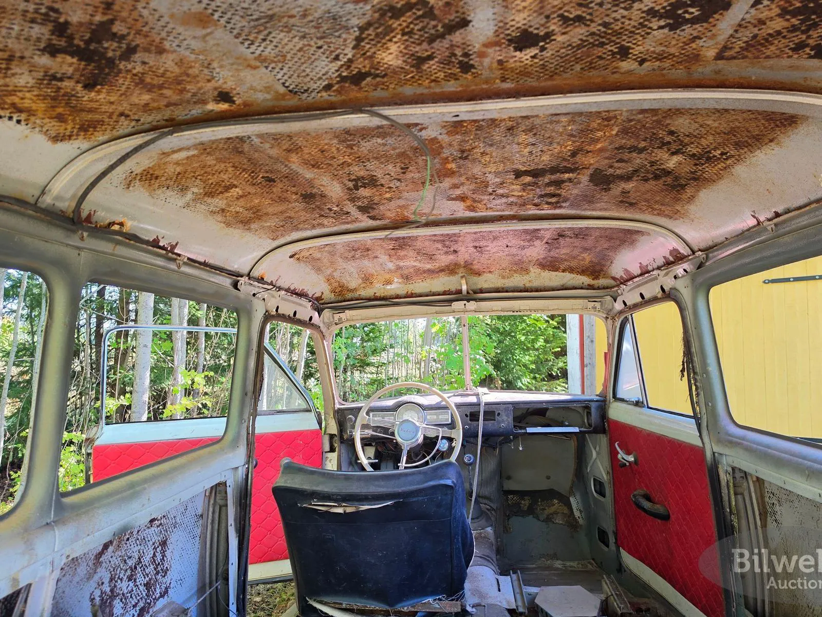 Vehicle image 36