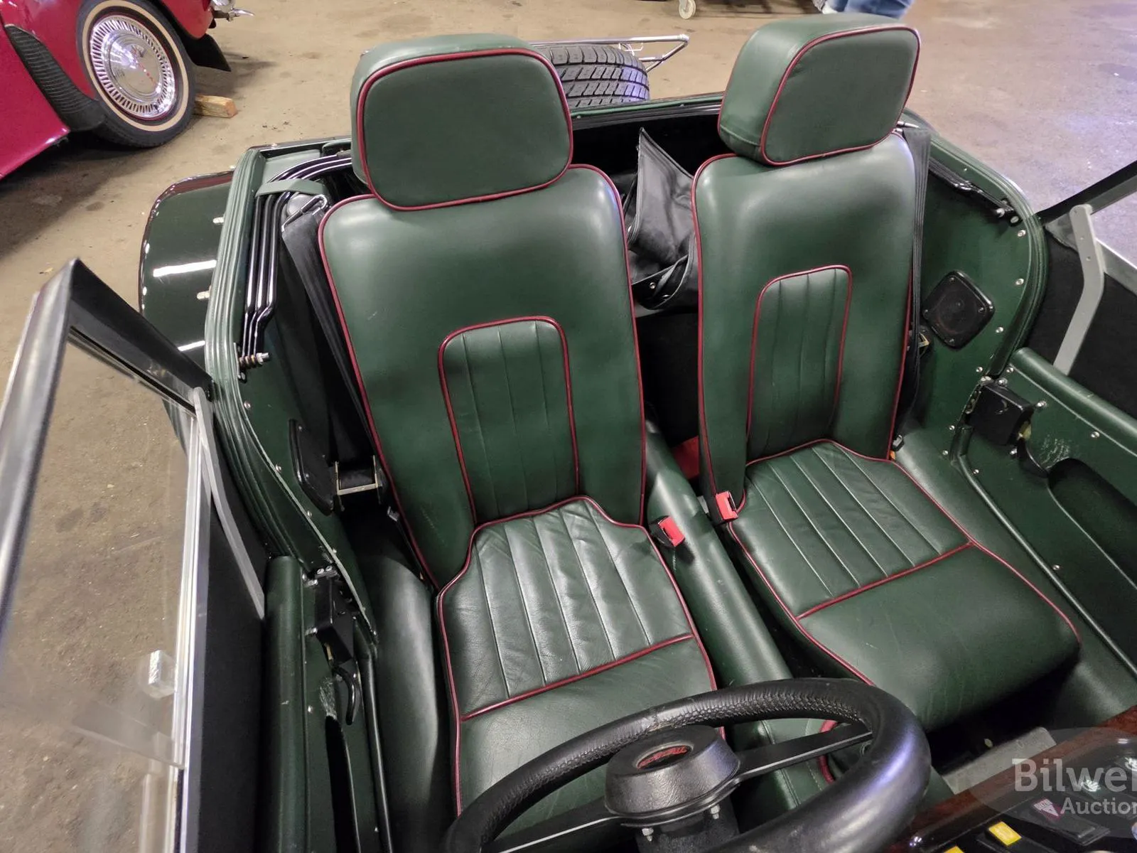 Vehicle image 20