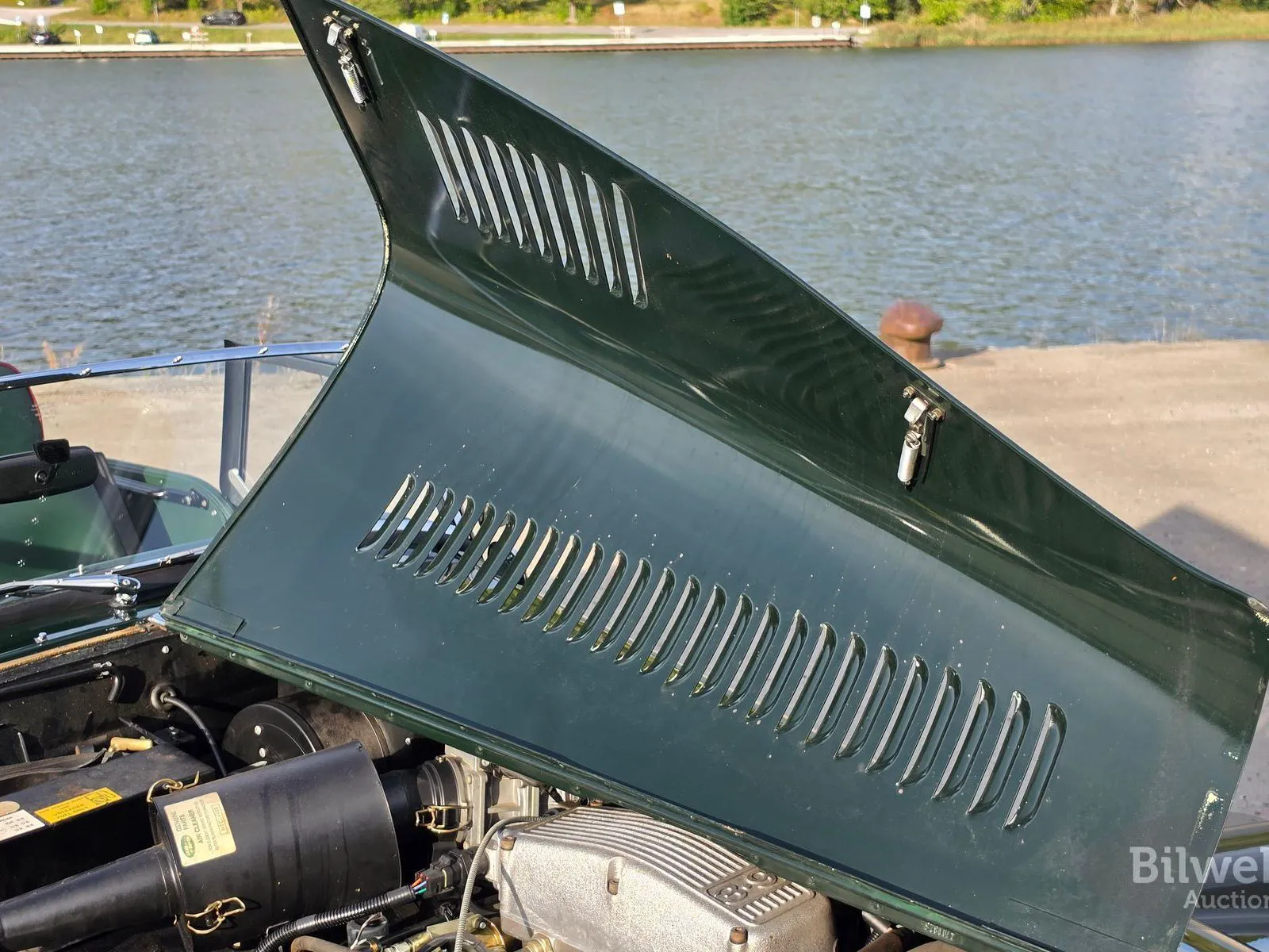 Vehicle image 35
