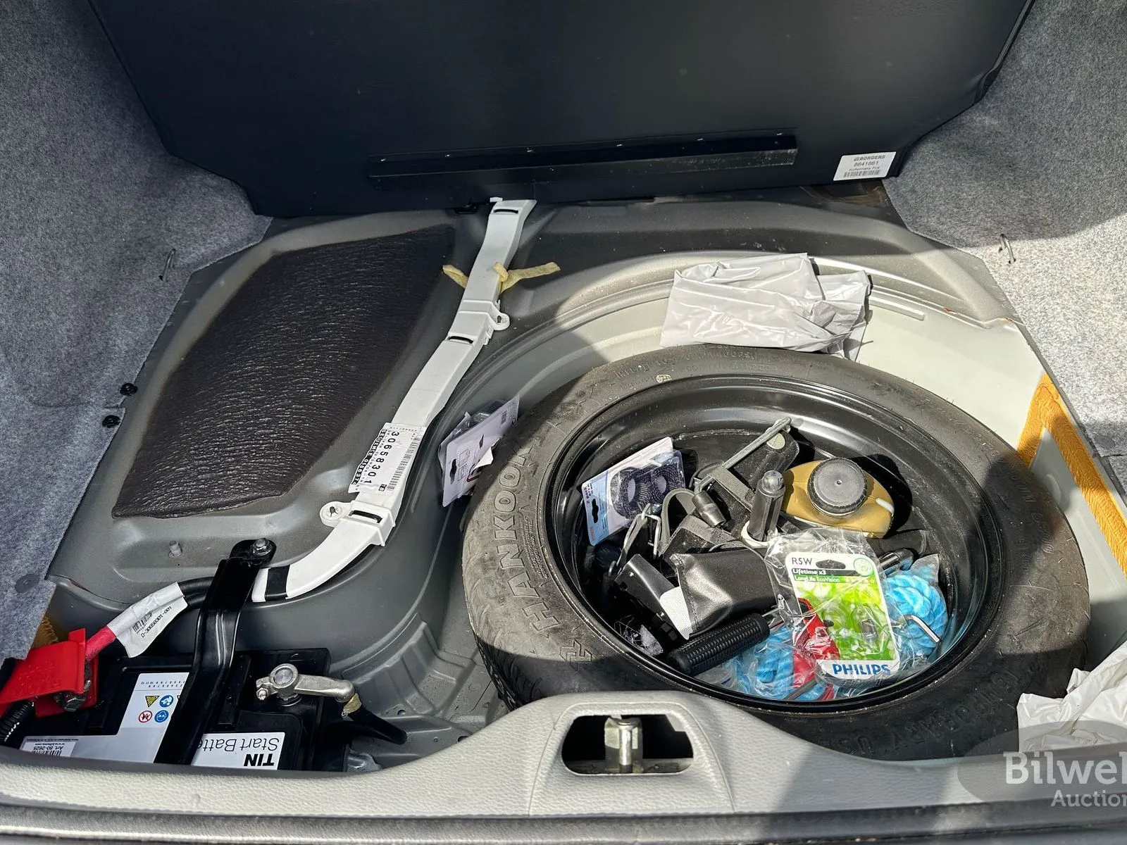 Vehicle image 37