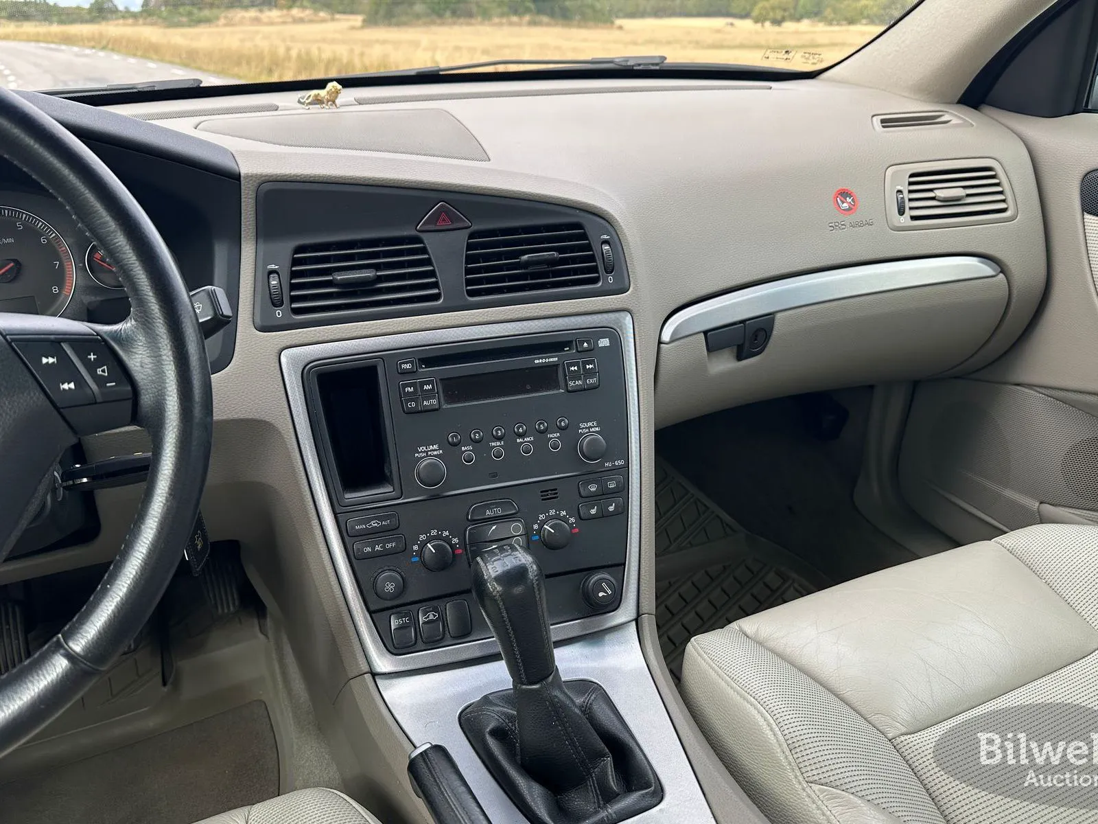 Vehicle image 49