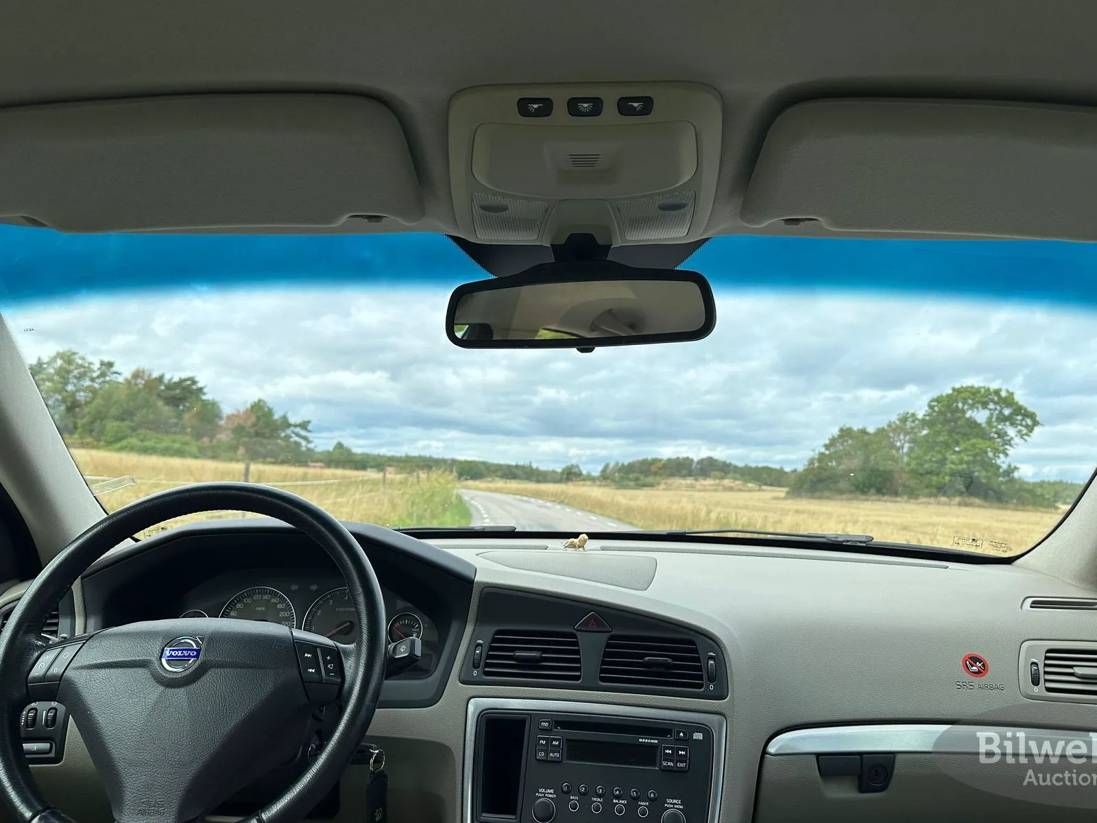 Vehicle image 50