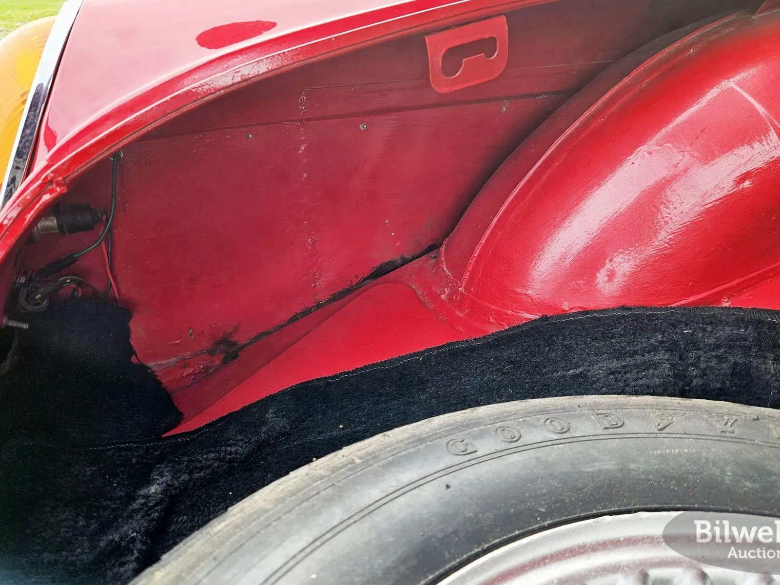 Vehicle image 36