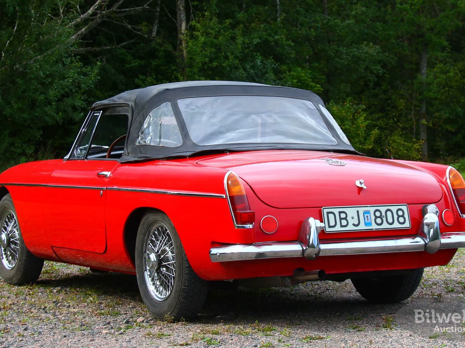 Vehicle image 20
