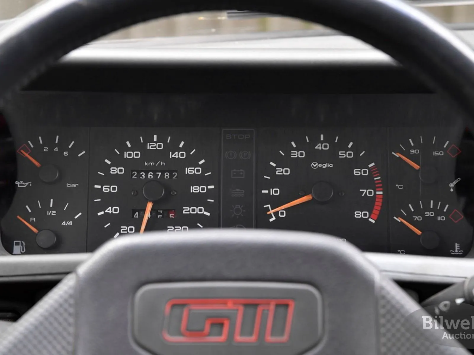 Vehicle image 36