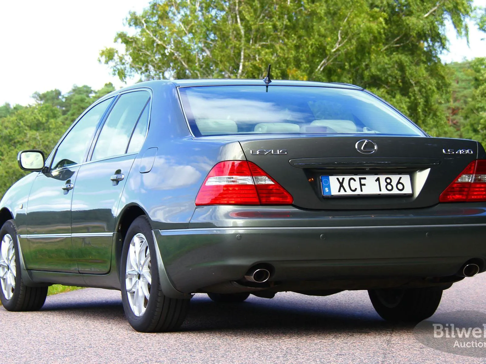 Vehicle image 36