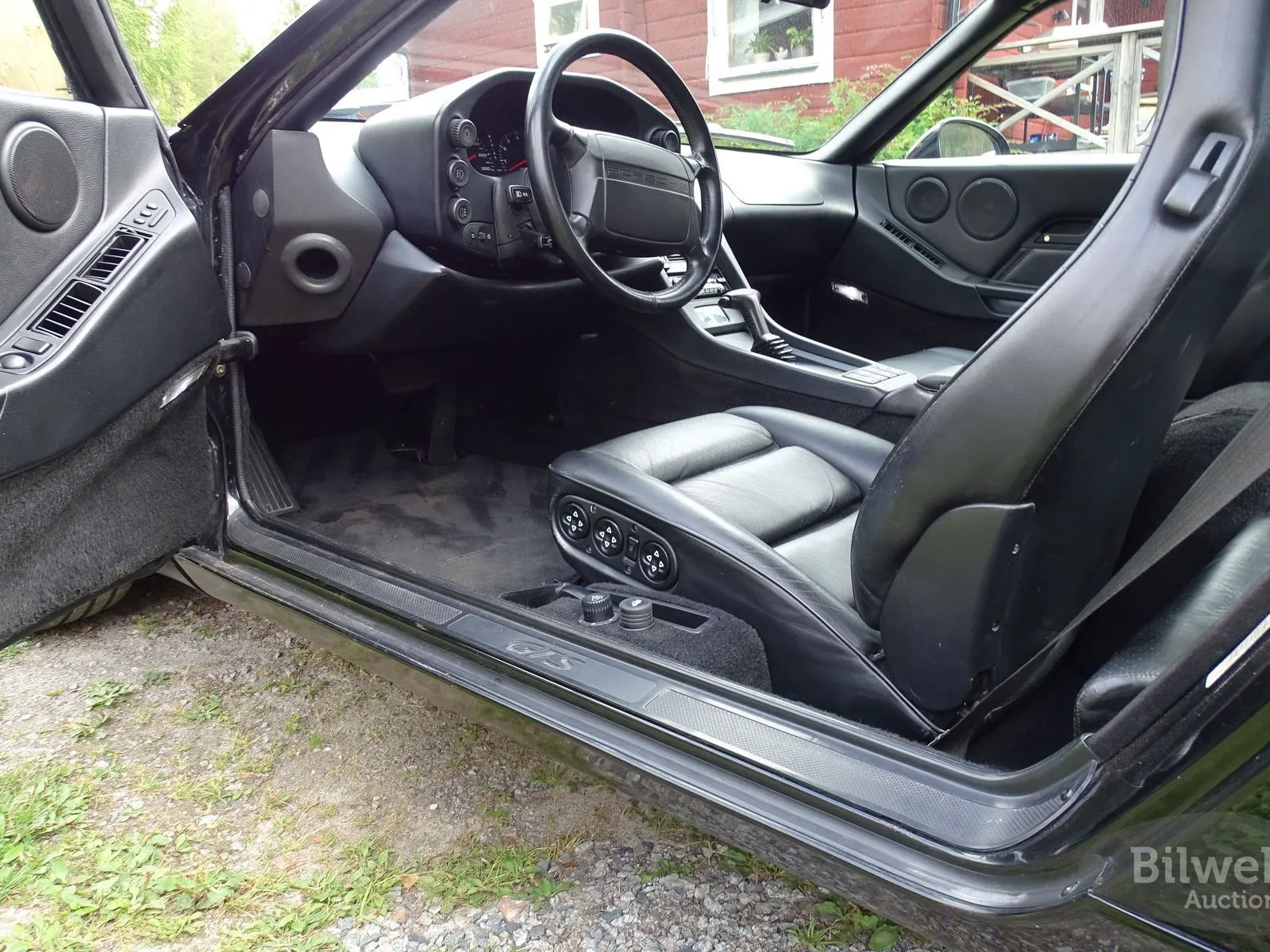 Vehicle image 45