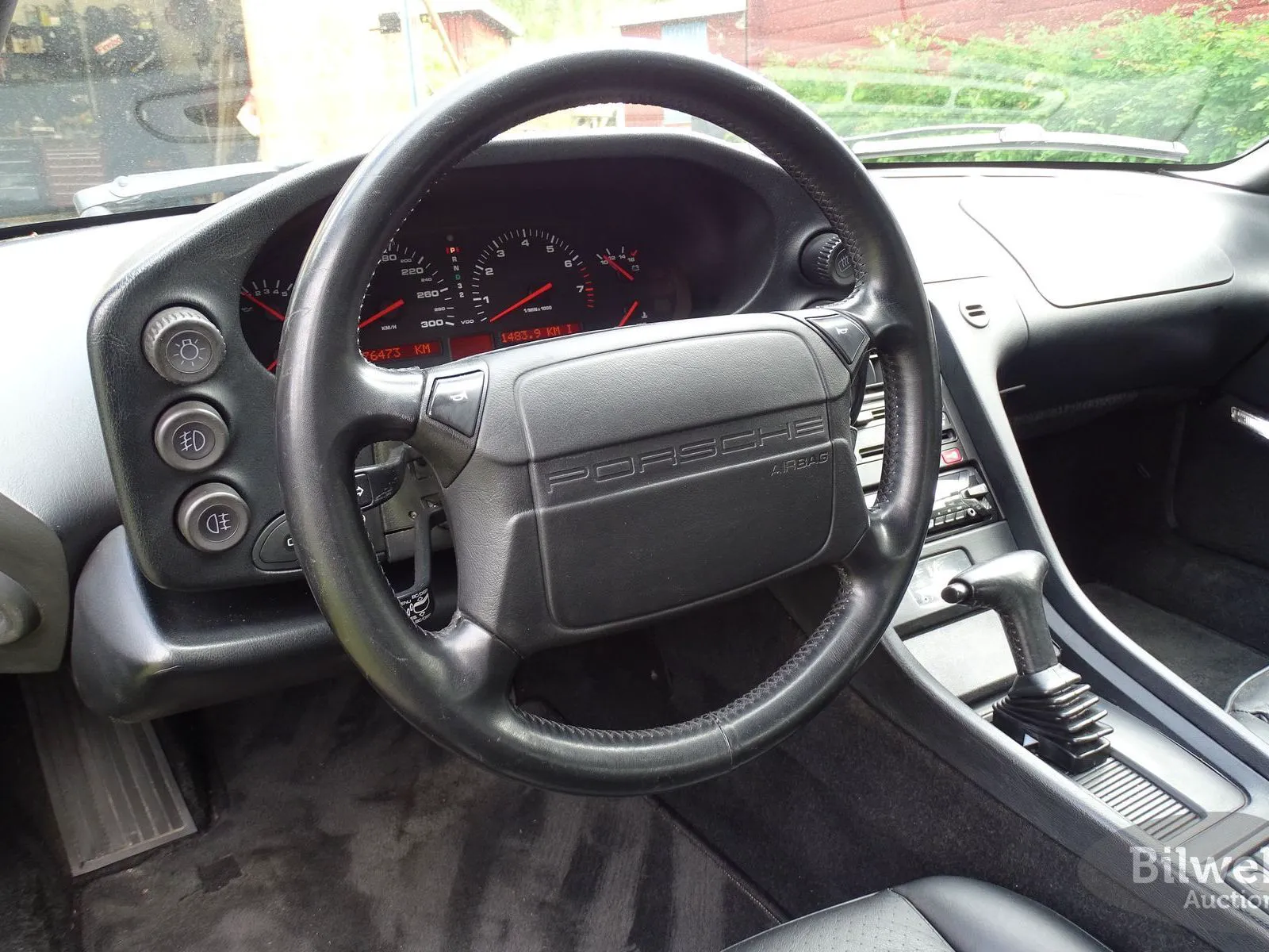 Vehicle image 51