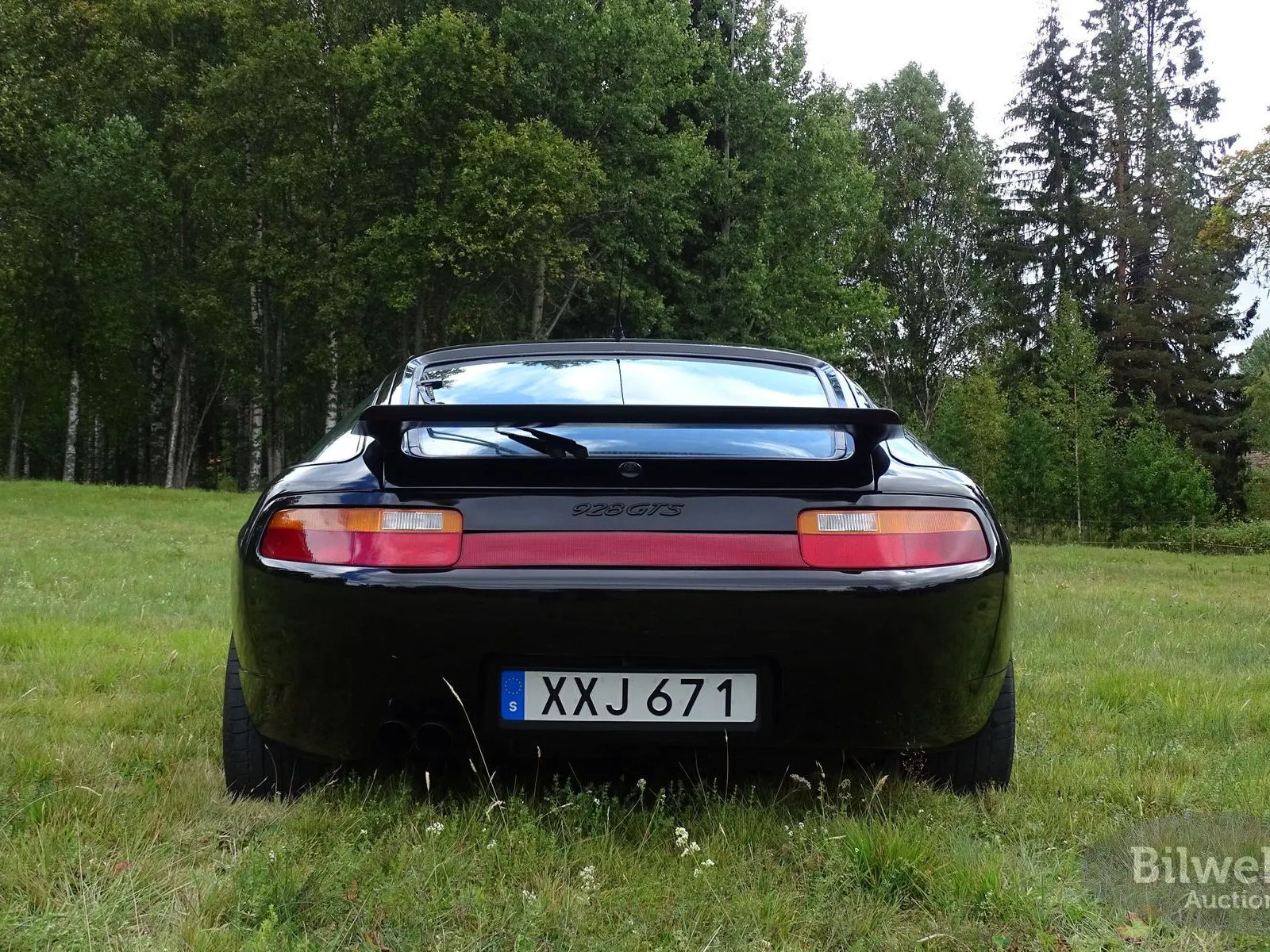 Vehicle image 21