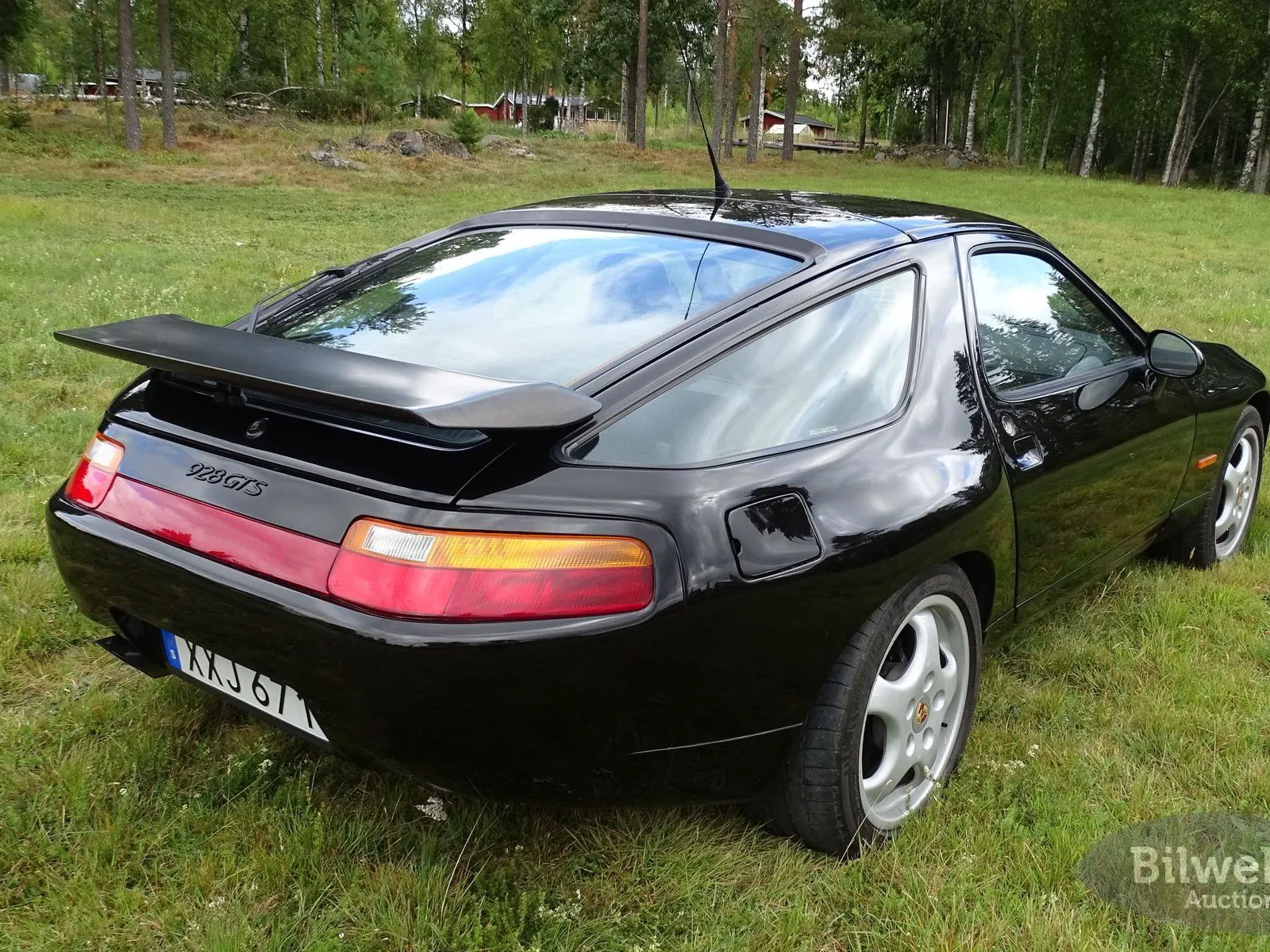 Vehicle image 33