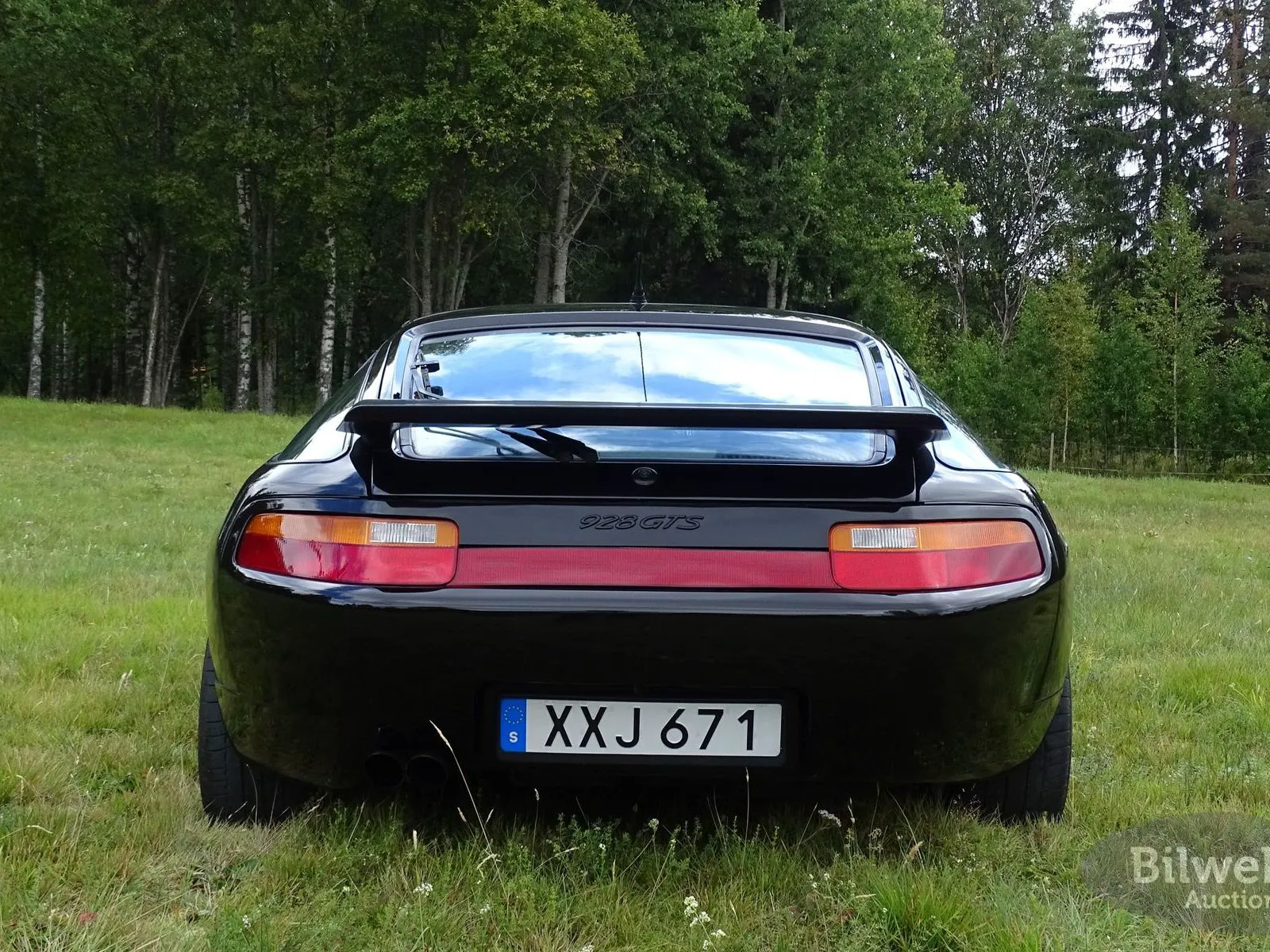 Vehicle image 22