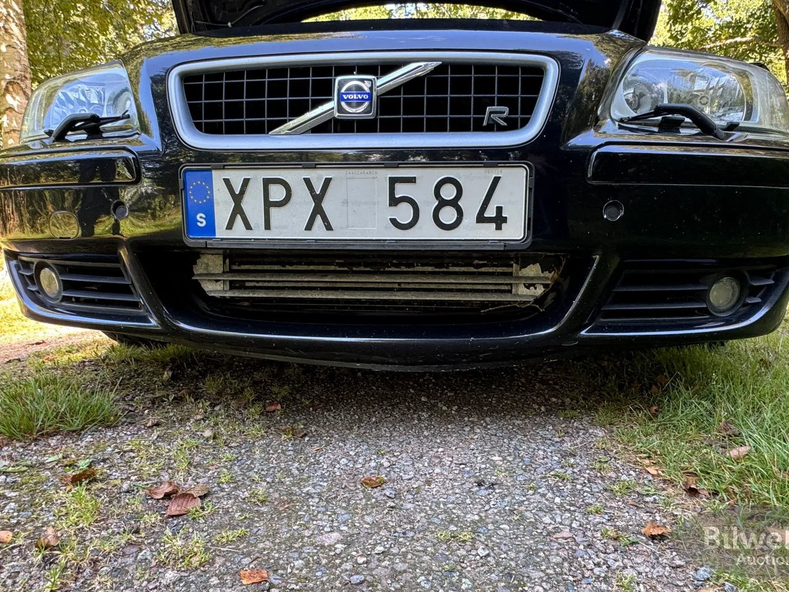 Vehicle image 114