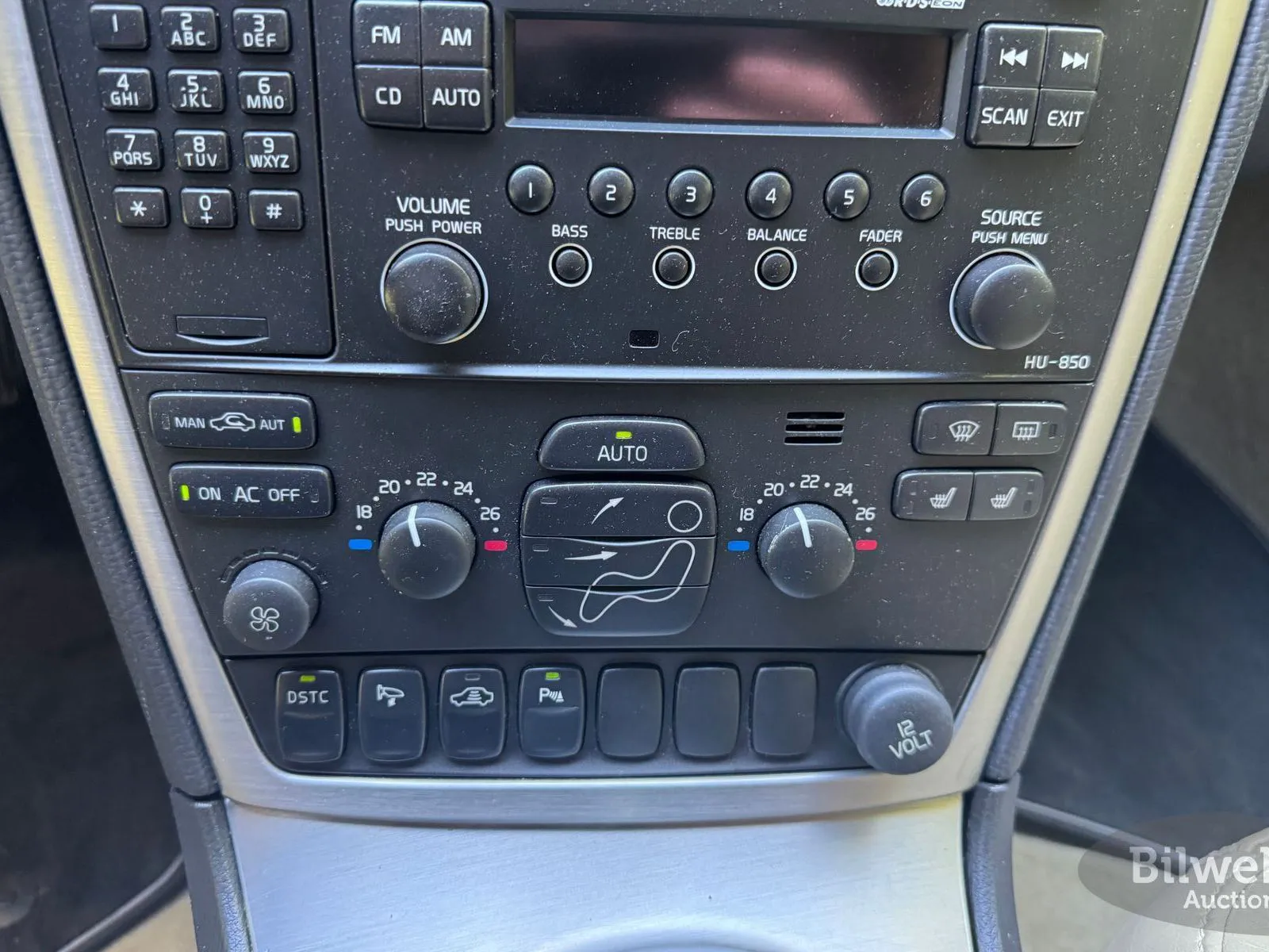 Vehicle image 38