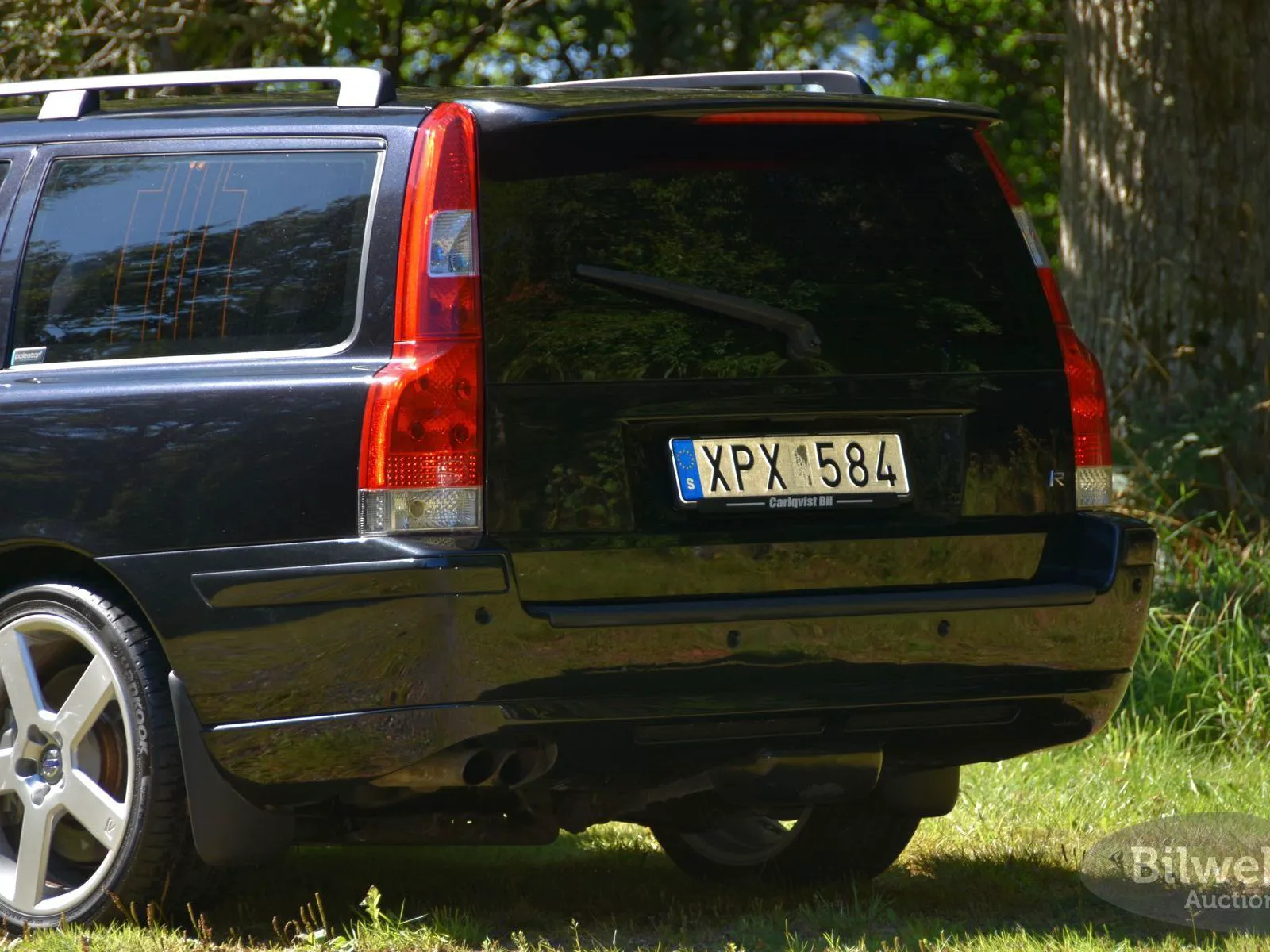Vehicle image 21
