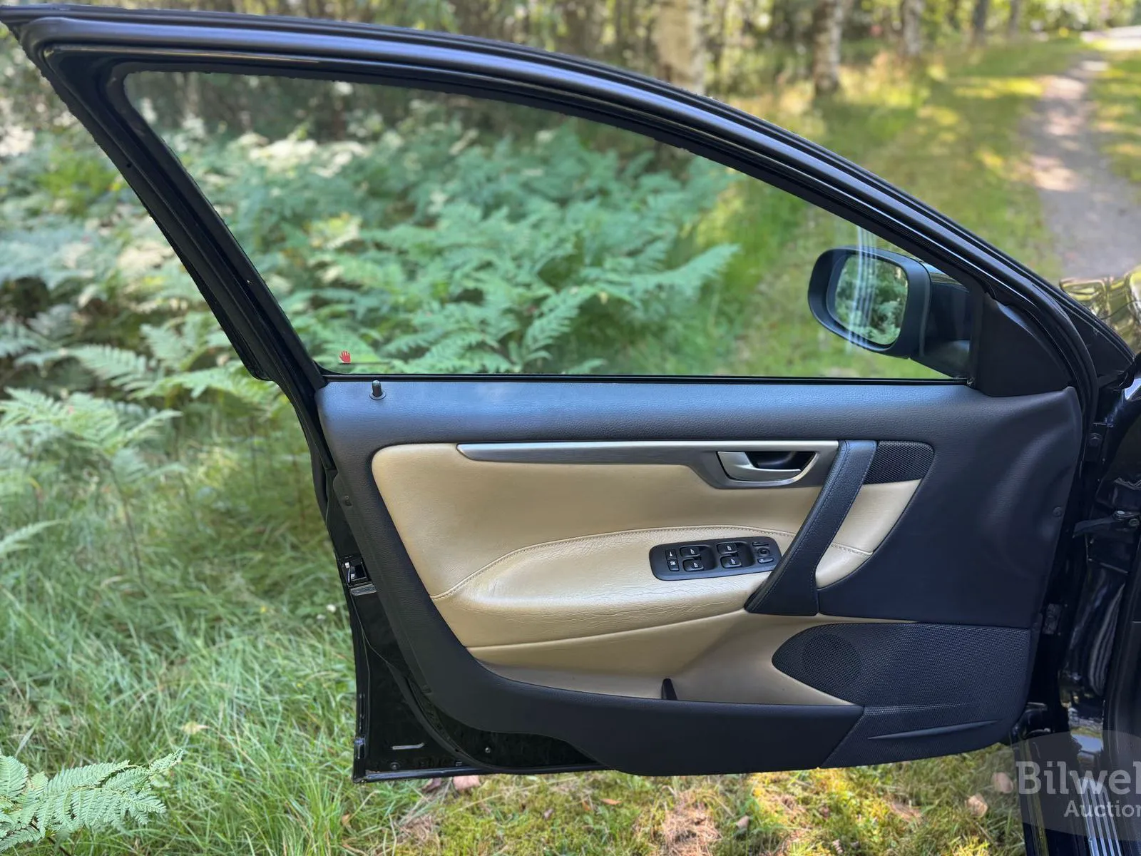 Vehicle image 31