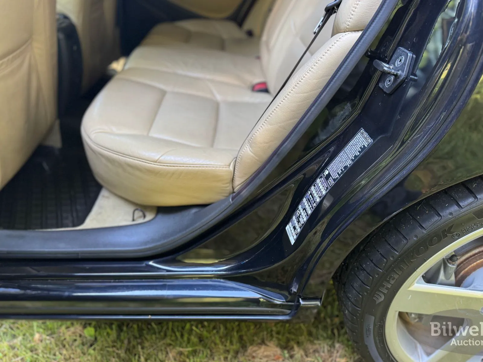 Vehicle image 47