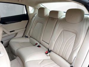 Maserati Quattroporte bild 12