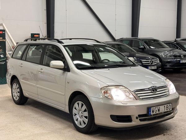 Toyota Corolla KOMBI 1.6 110HK VVT-i M-VÄRMARE 2 BRUKARE 7963 MIL - 2004