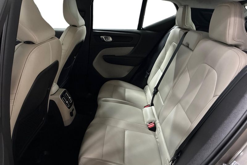 Volvo XC40 bild 14