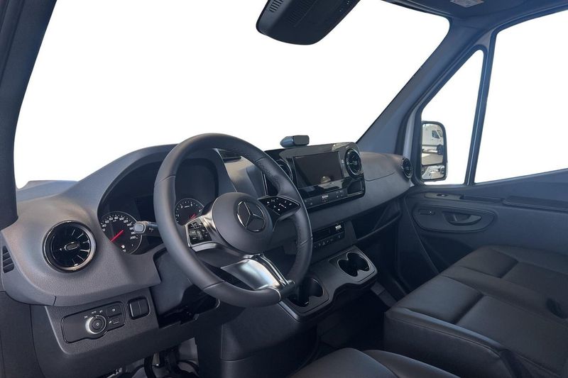 Mercedes Sprinter bild 17