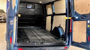 Ford Custom bild 7