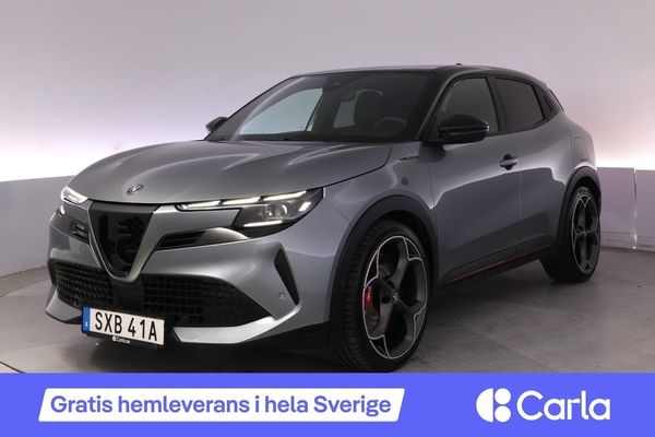 Alfa Romeo Junior Elettrica Veloce Premium Kamera Elstol BSM - 2024