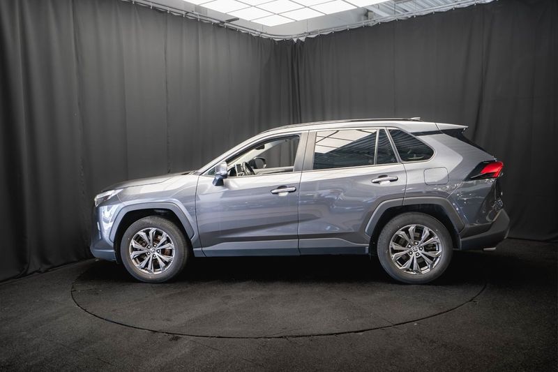 Toyota RAV4 bild 9
