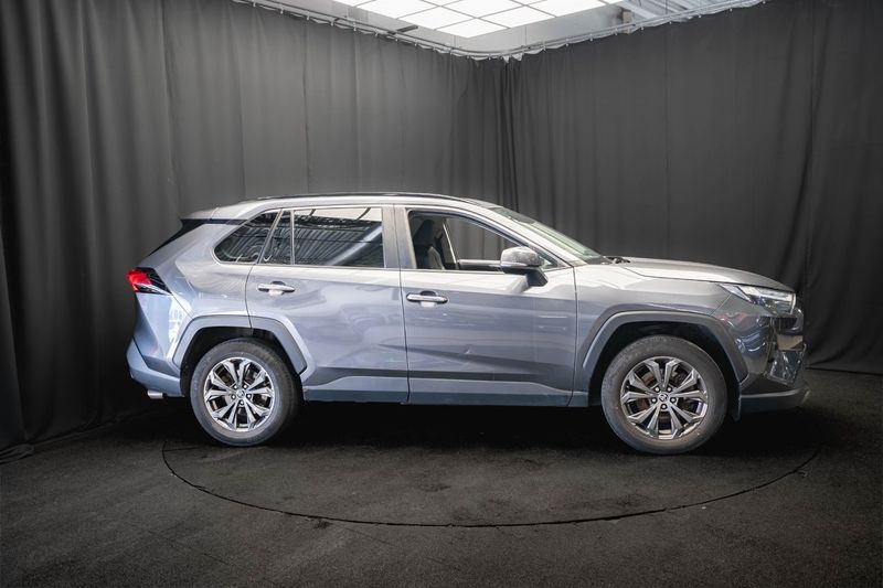 Toyota RAV4 bild 5