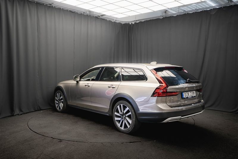 Volvo V90 bild 8