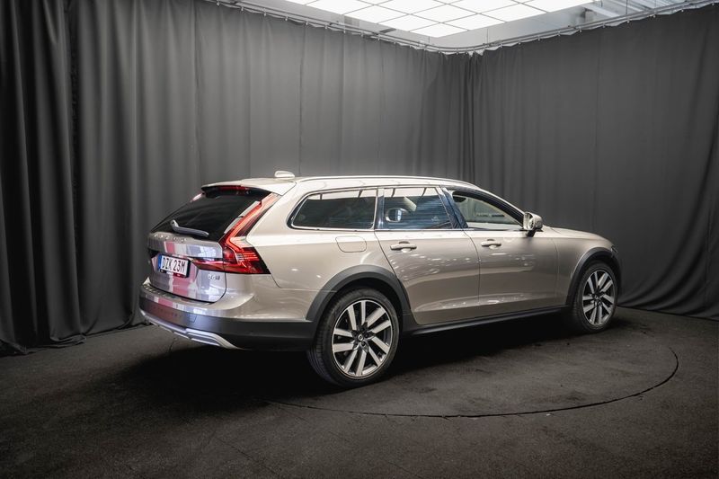 Volvo V90 bild 6