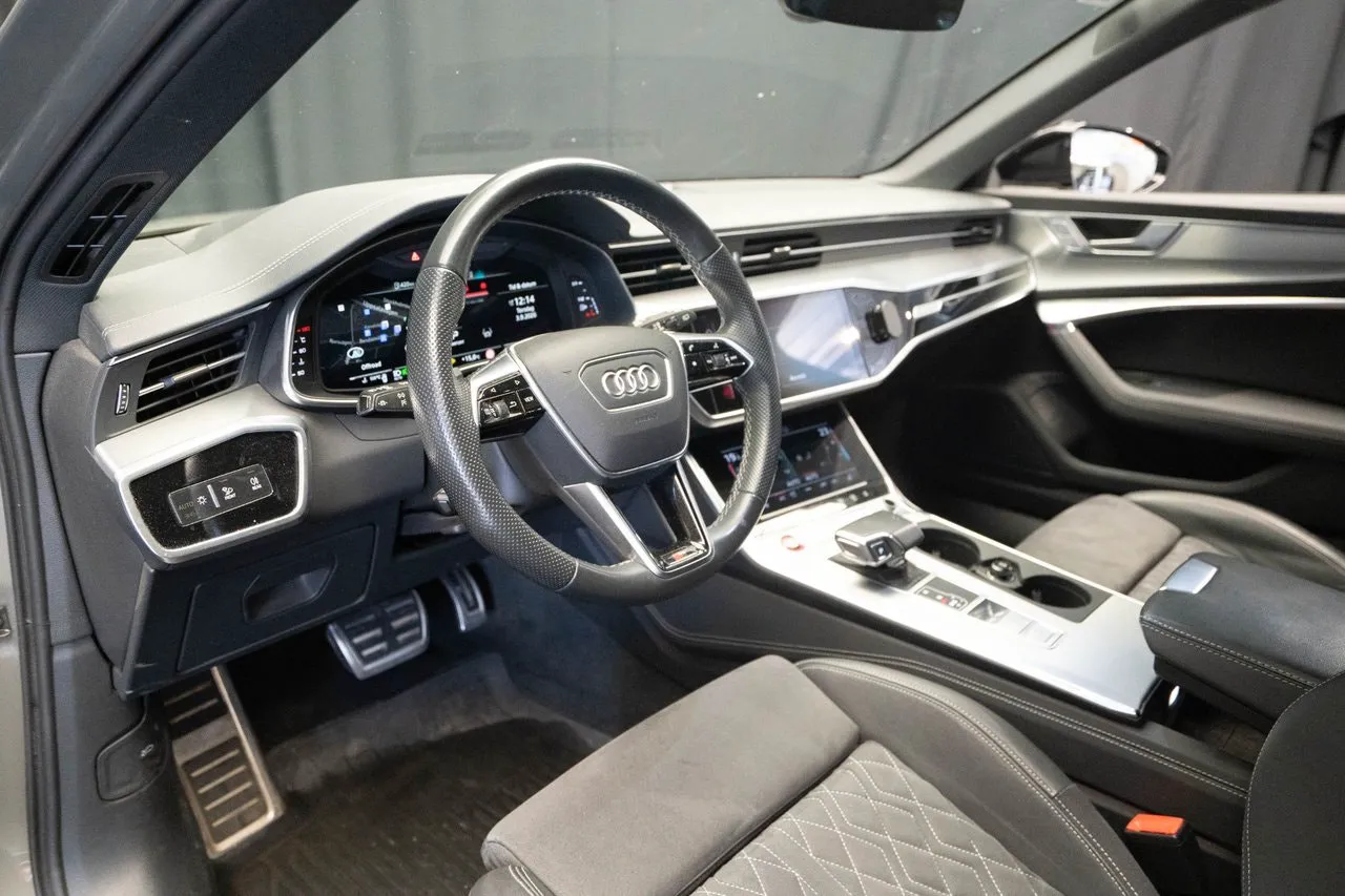 Vehicle image 21