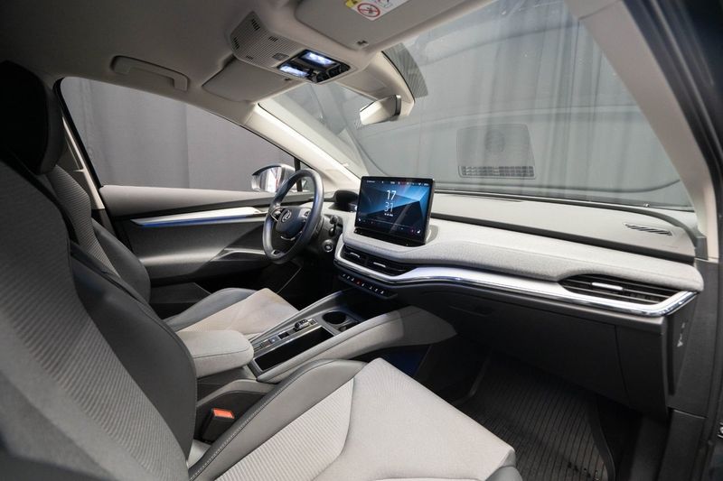Skoda Enyaq bild 13