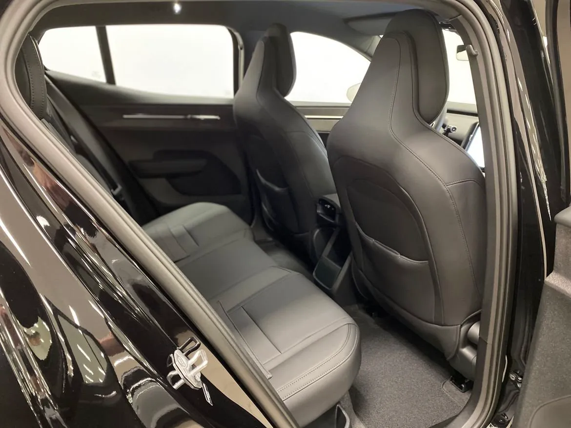 Volvo EX30 bild 14
