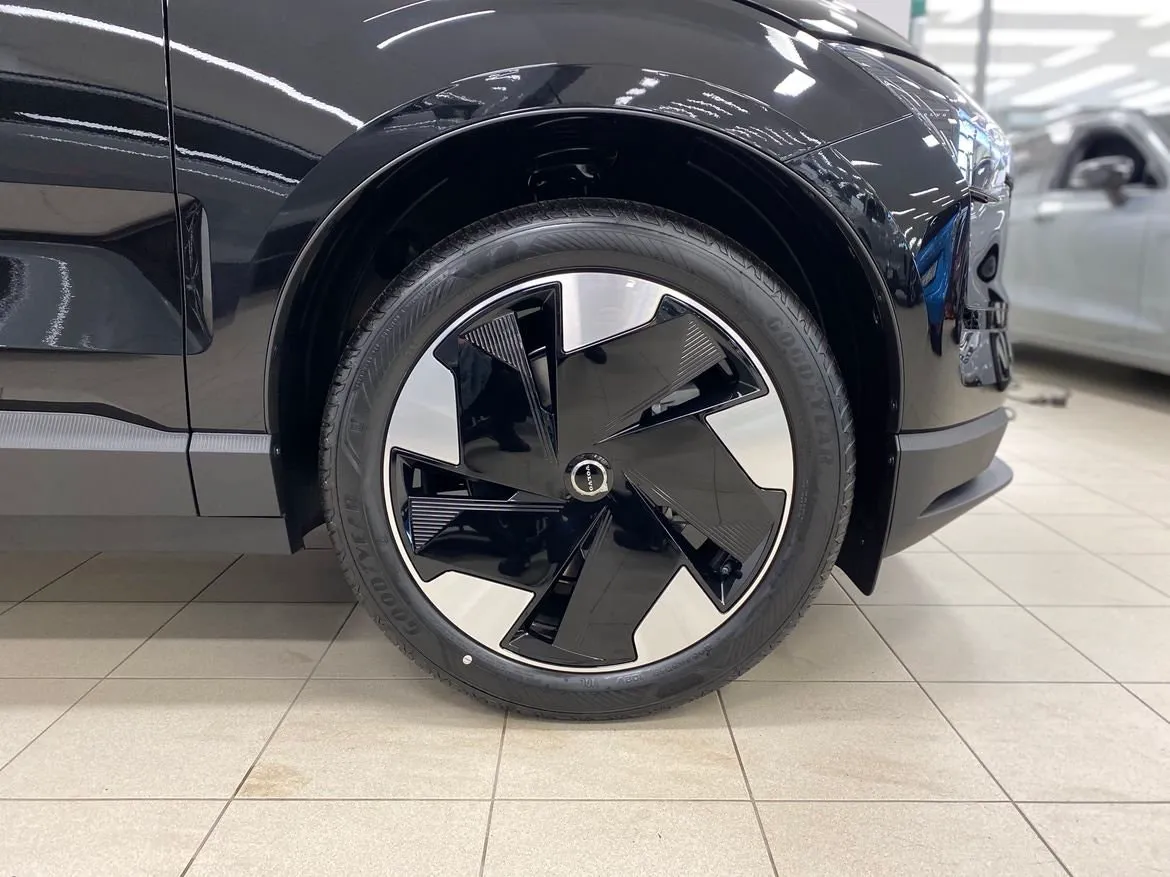 Volvo EX30 bild 6
