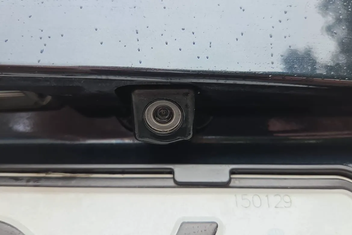 Vehicle image 20