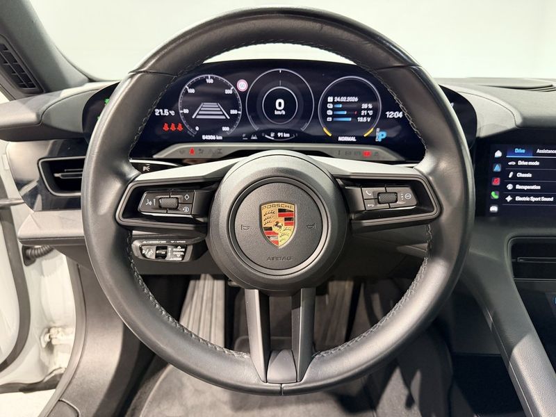 Porsche Taycan bild 17
