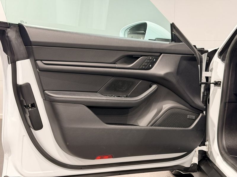 Porsche Taycan bild 10