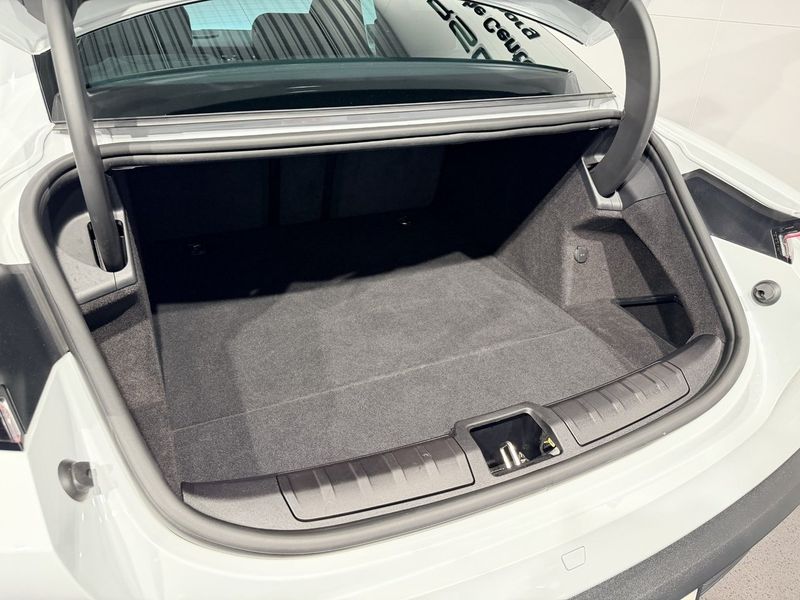 Porsche Taycan bild 23