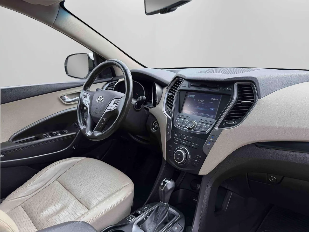 Vehicle image 18