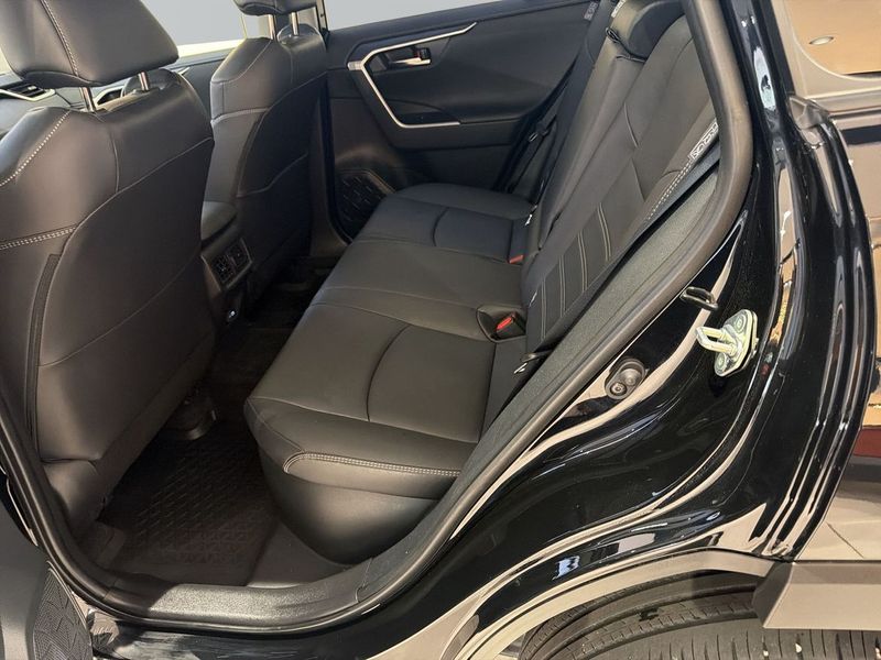 Toyota RAV4 bild 7