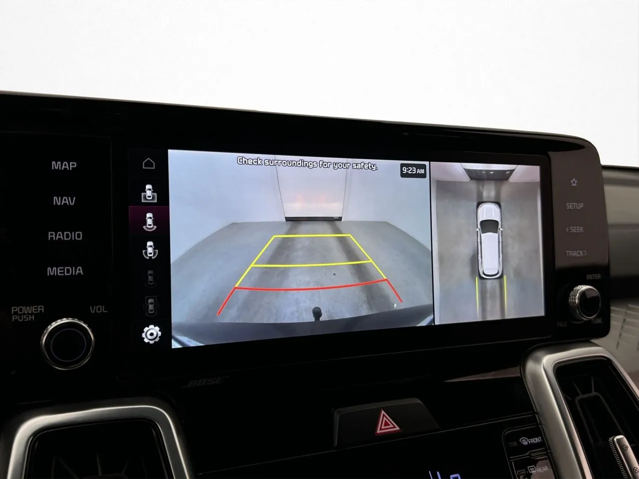 Vehicle image 30