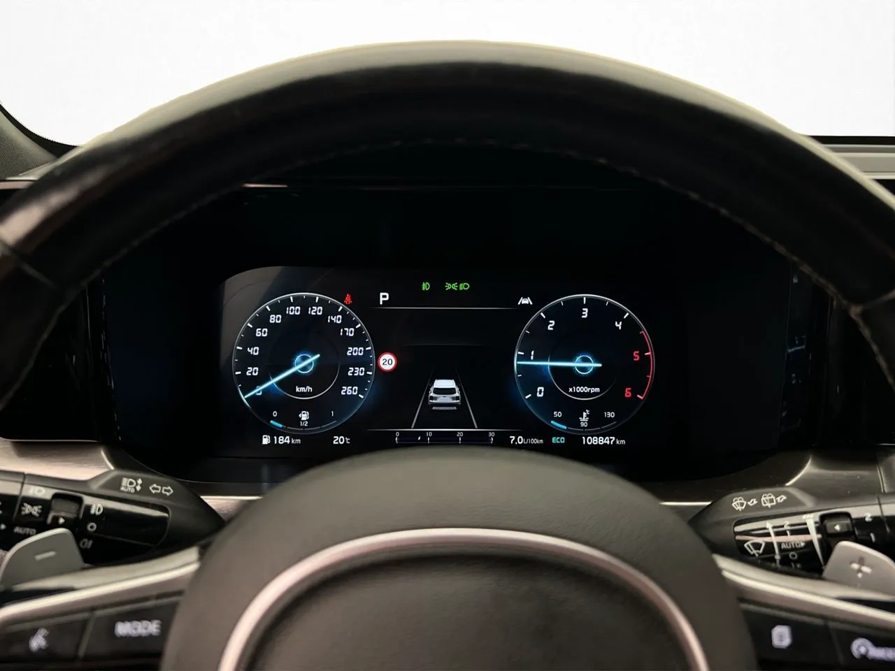 Vehicle image 20