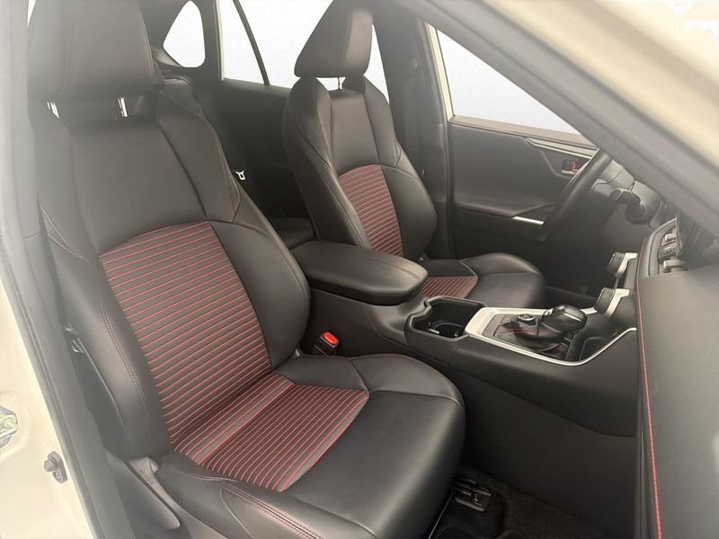 Toyota RAV4 bild 17