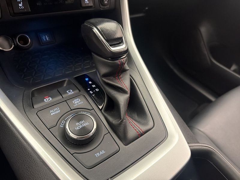 Toyota RAV4 bild 33