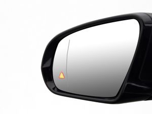 Mercedes E300 bild 18