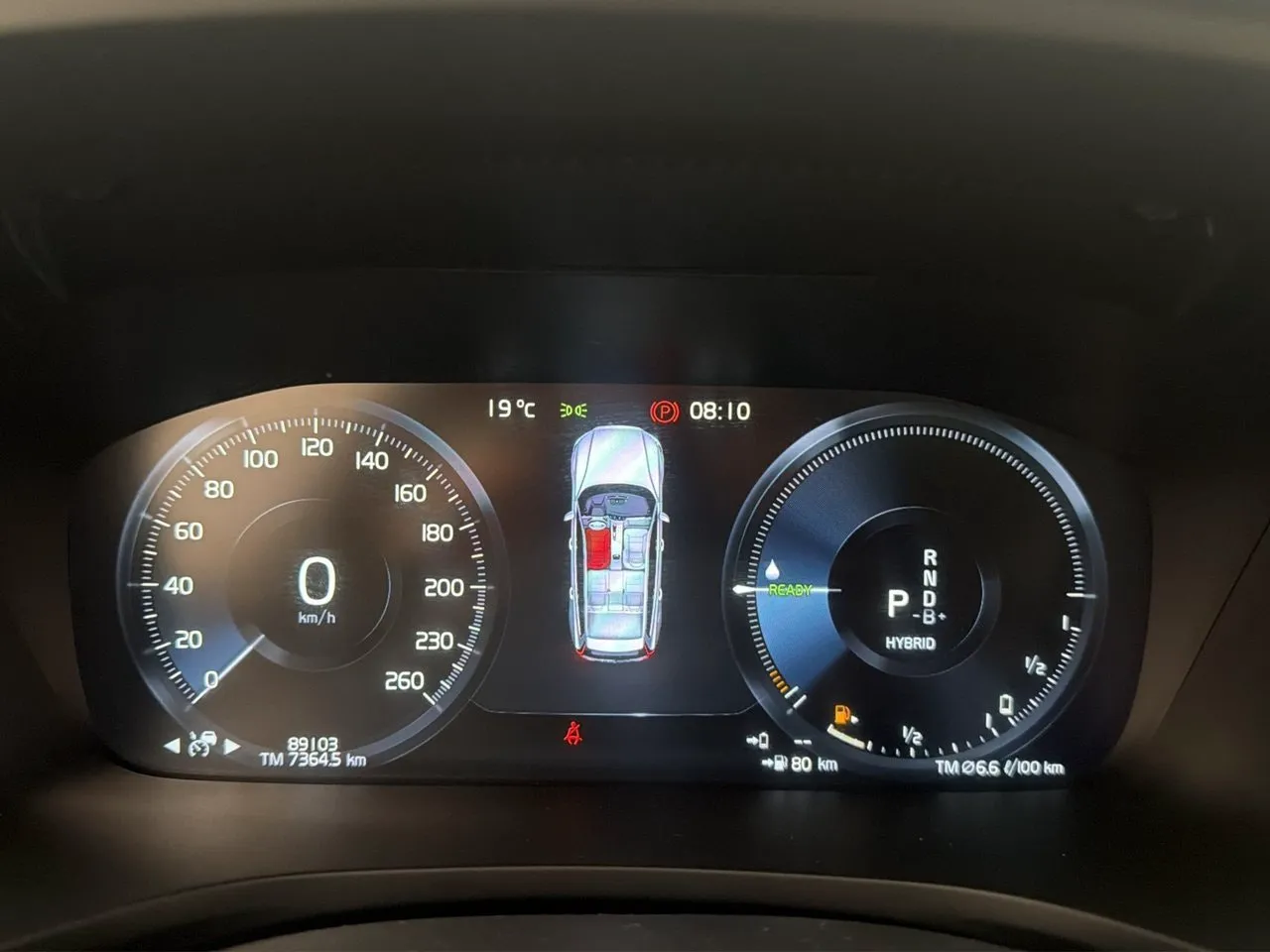 Vehicle image 19