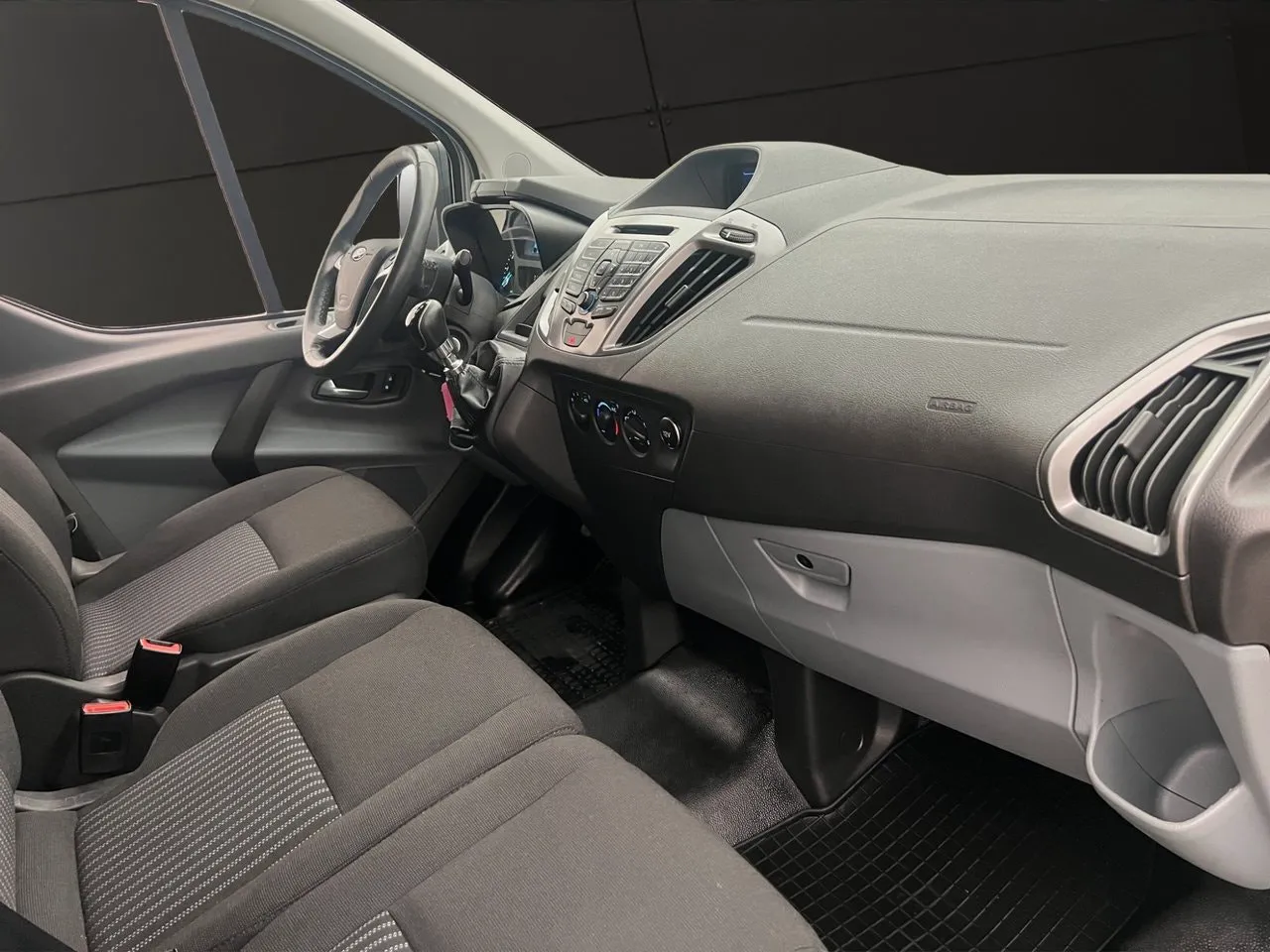 Vehicle image 23
