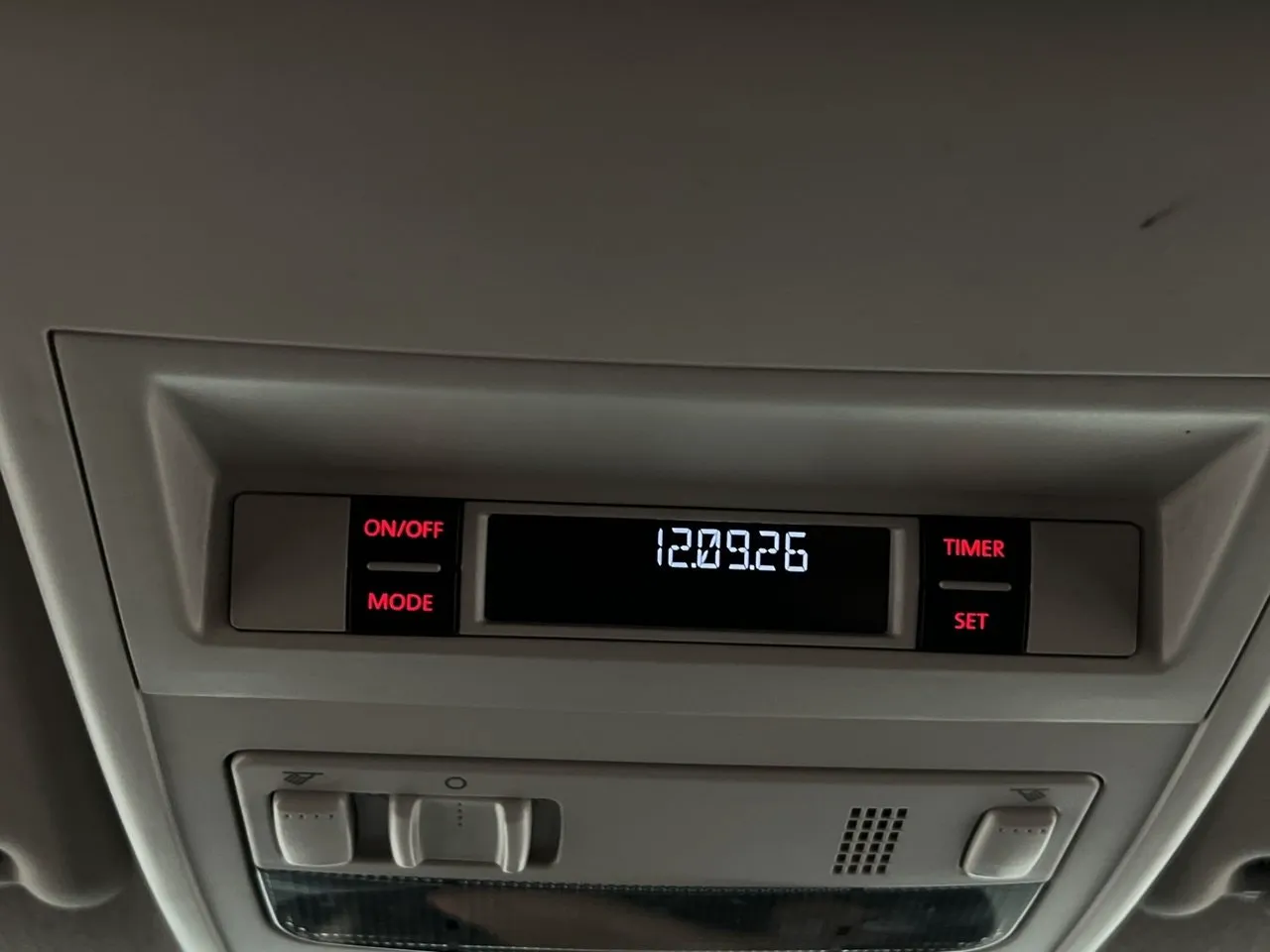 Vehicle image 26