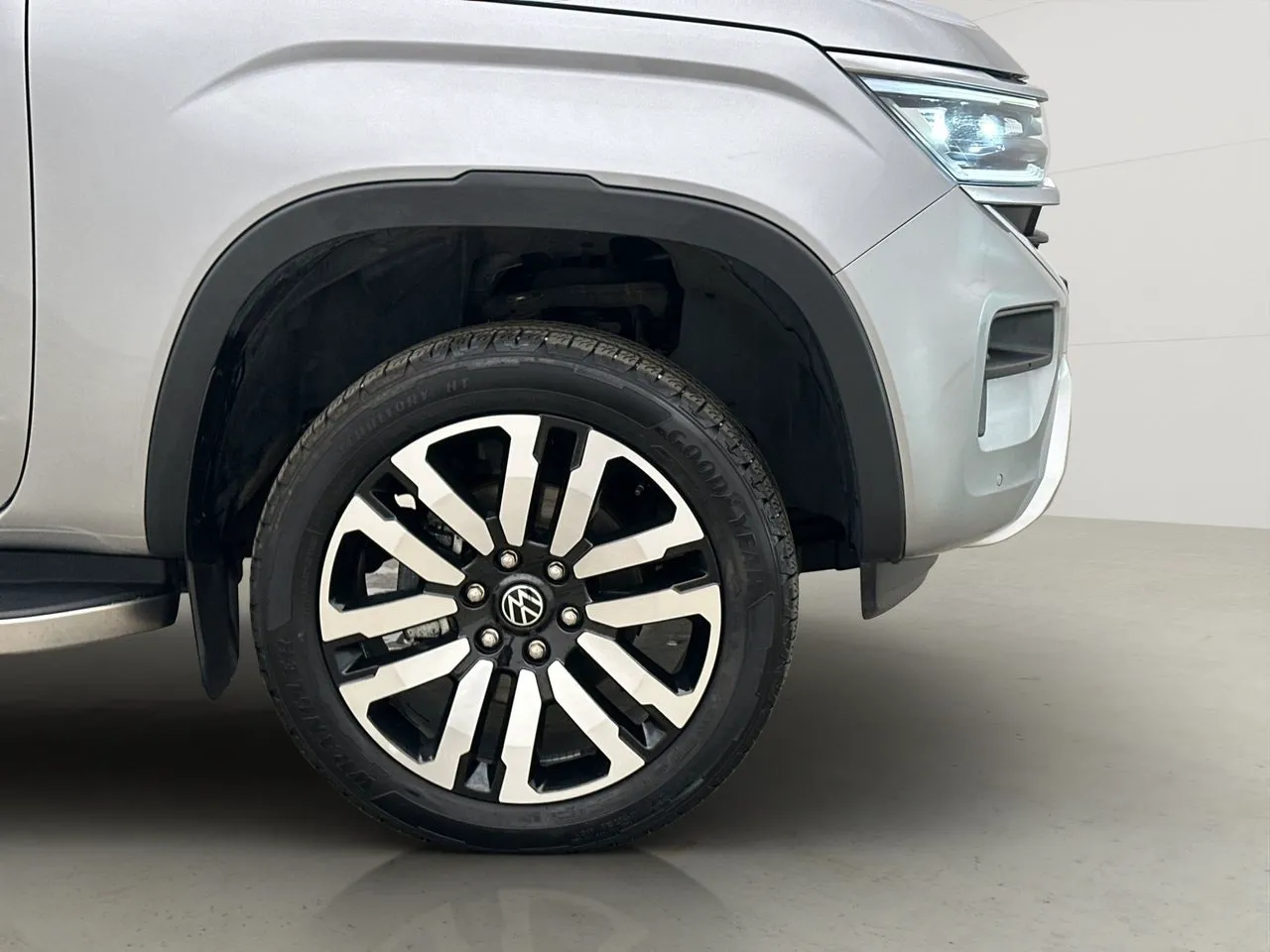 Vehicle image 36