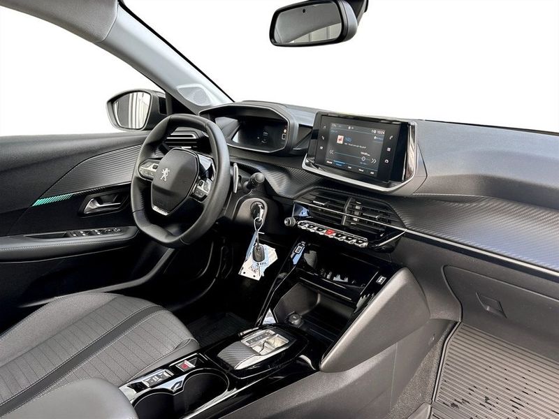 Peugeot 208 bild 12